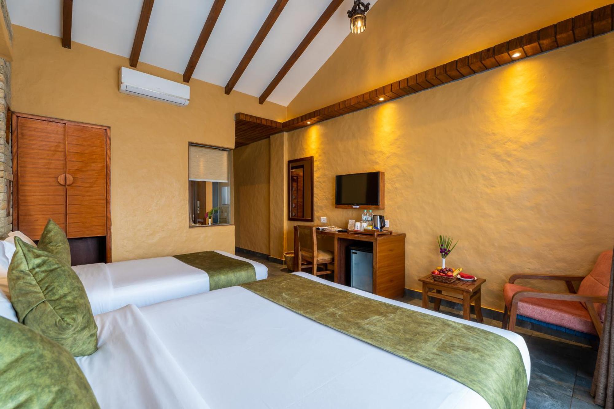 Bar Peepal Resort Pokhara Ngoại thất bức ảnh Deluxe Room